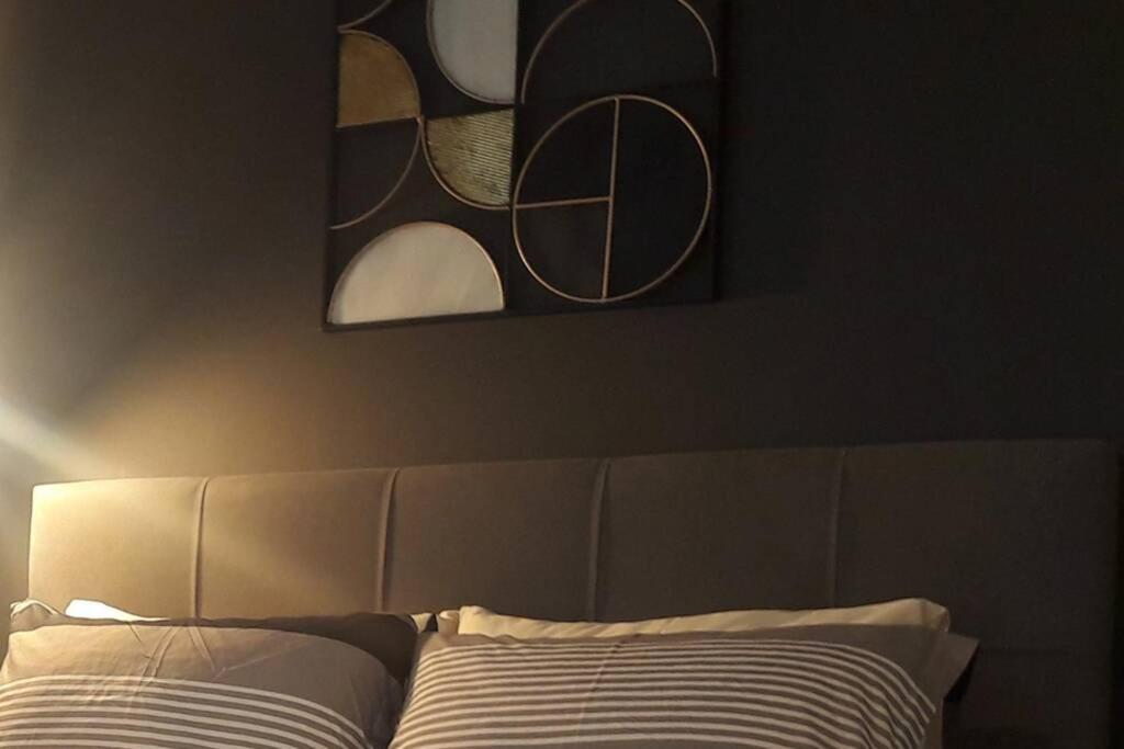 דירות אתונה Elegant & Charming Apt. In The Hilton Area מראה חיצוני תמונה