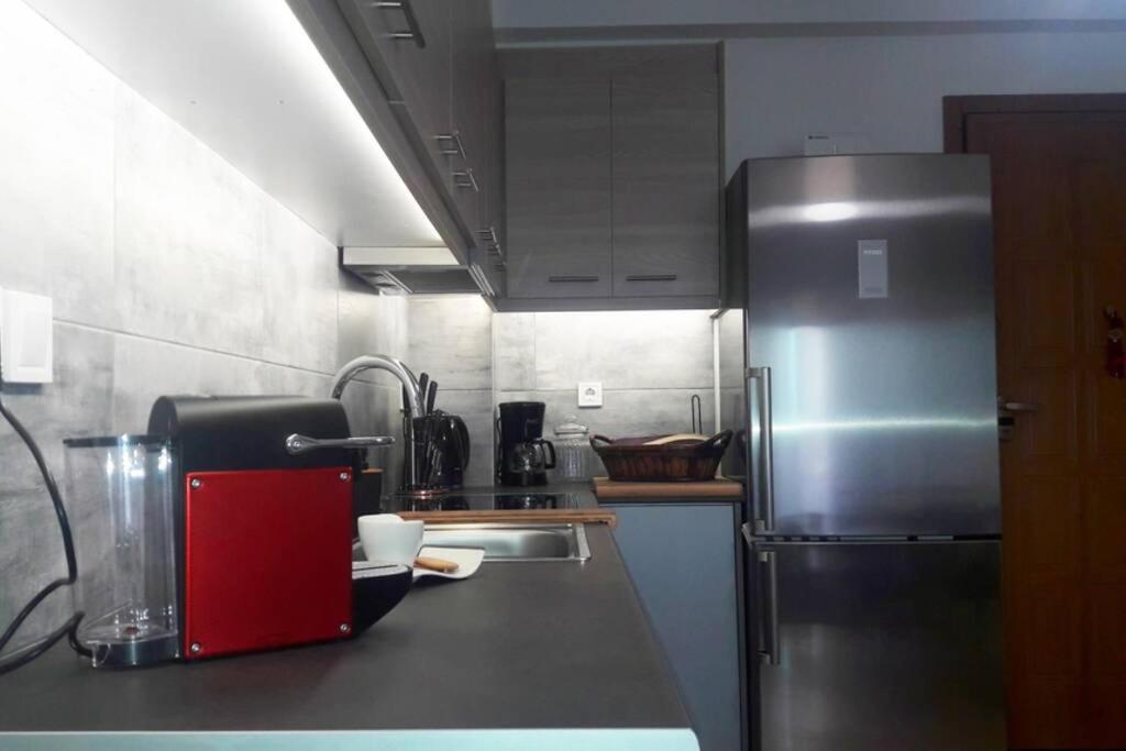 דירות אתונה Elegant & Charming Apt. In The Hilton Area מראה חיצוני תמונה