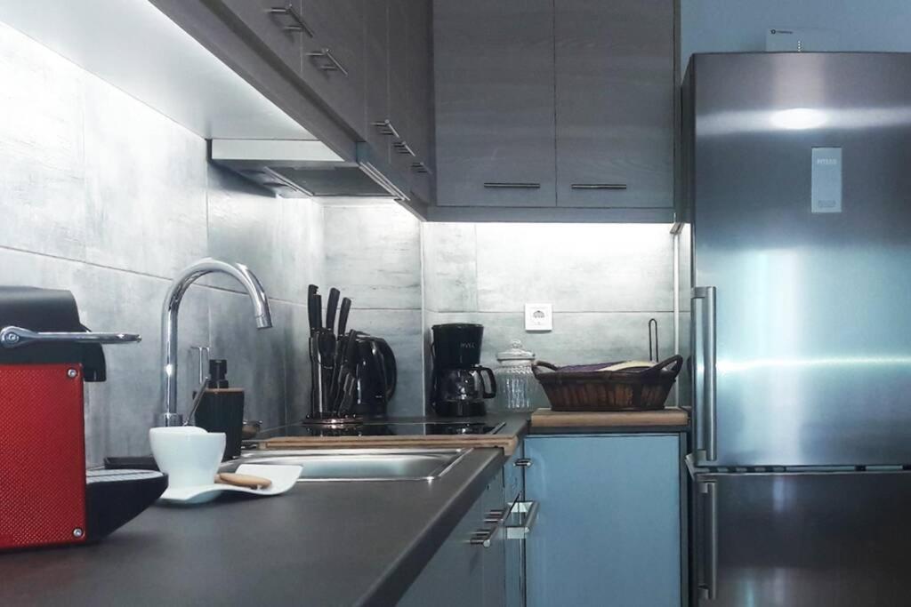דירות אתונה Elegant & Charming Apt. In The Hilton Area מראה חיצוני תמונה